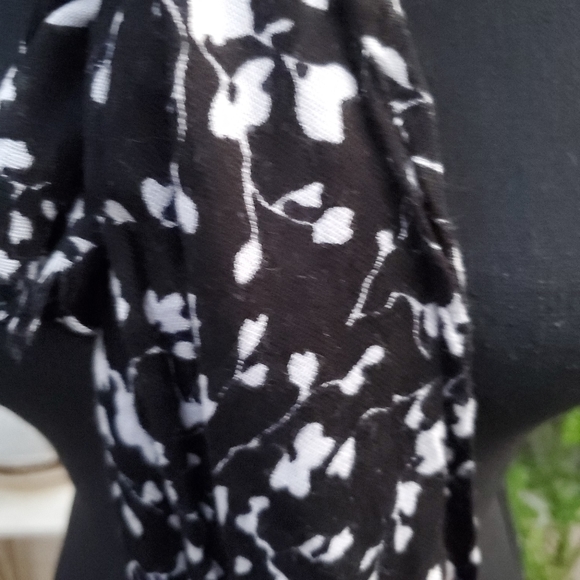 J Crew Cotton Scarf  2/$ 15 - Picture 2 of 4